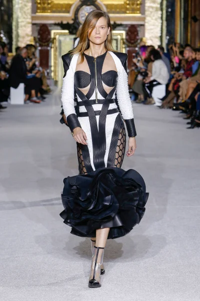 Look 44